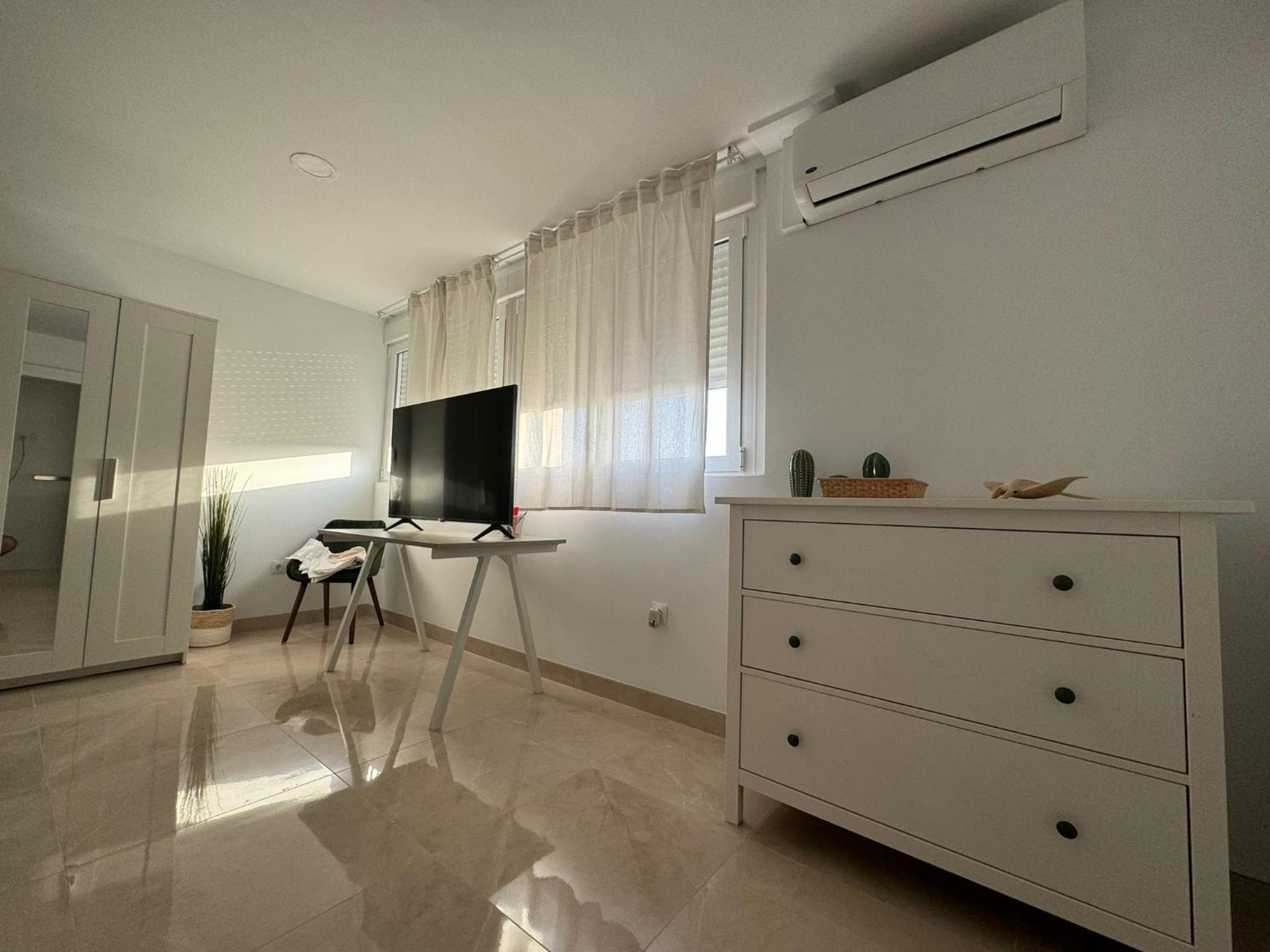 Tokyo Rooms Monsul Habitacion Premium Con Bano Privado Almería Eksteriør bilde